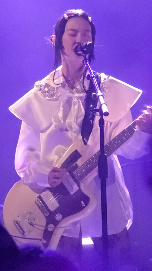 Michelle Zauner, chanteuse de Japanese Breakfast, au Trianon